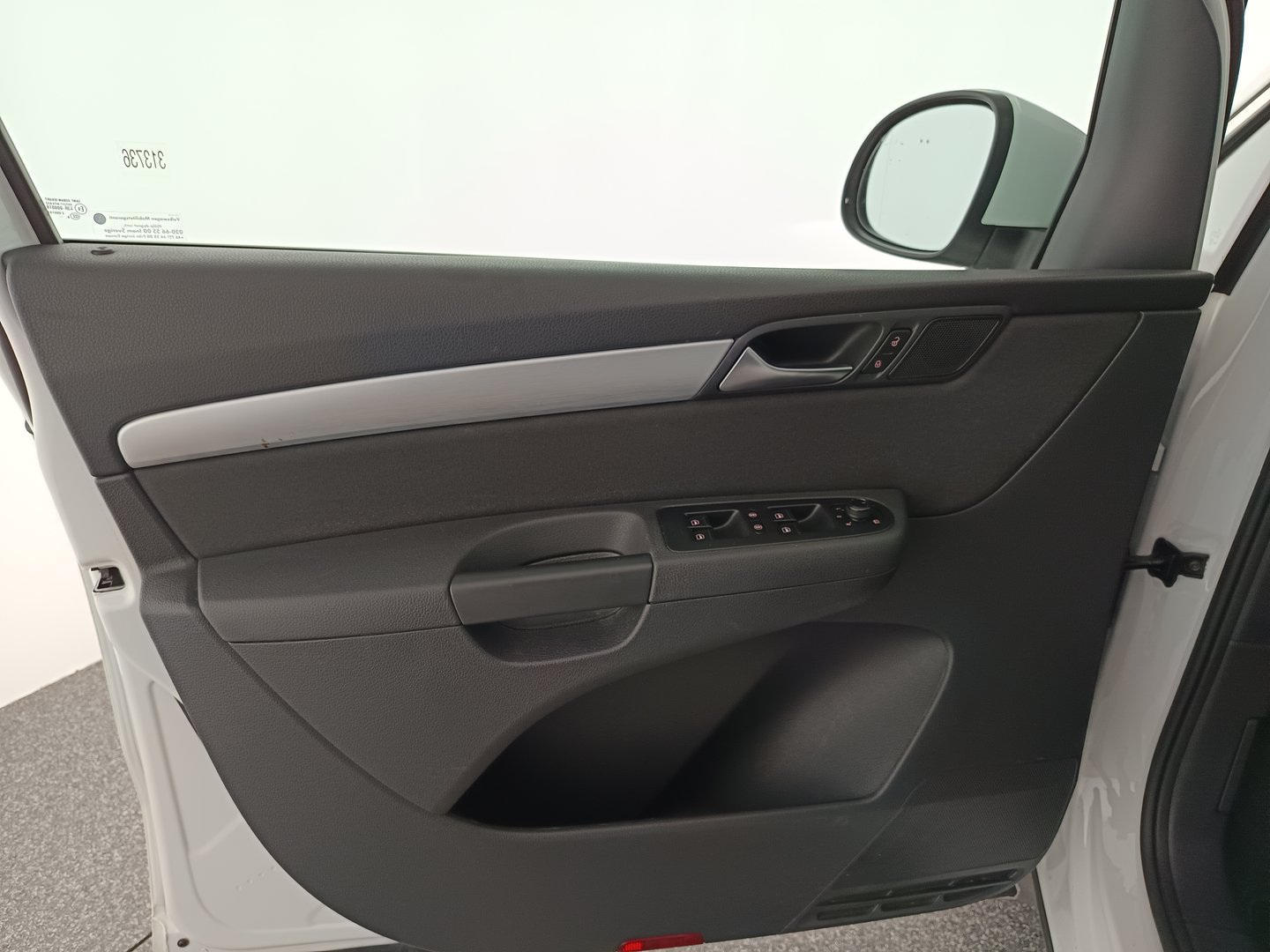 VW Sharan Comfortline TDI SCR DSG 7-Sitzer | Bild 10 von 32