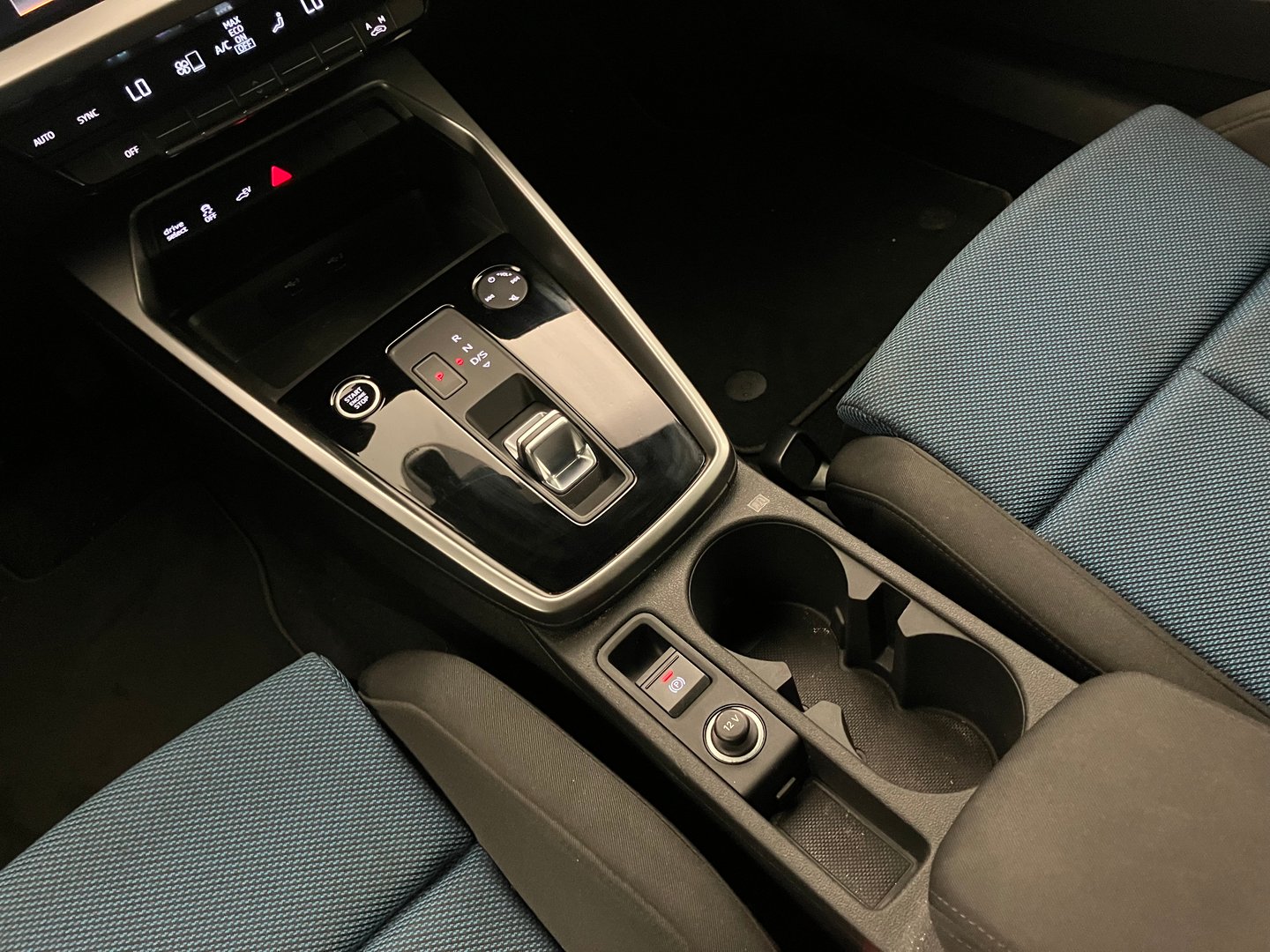 Audi A3 Sportback 45 TFSIe S line | Bild 24 von 30