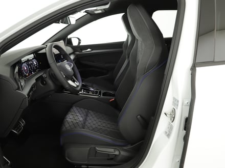 VW Golf Variant Sport mHeV DSG