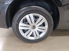 VW Caddy Family TSI in Deepblack Perleffekt