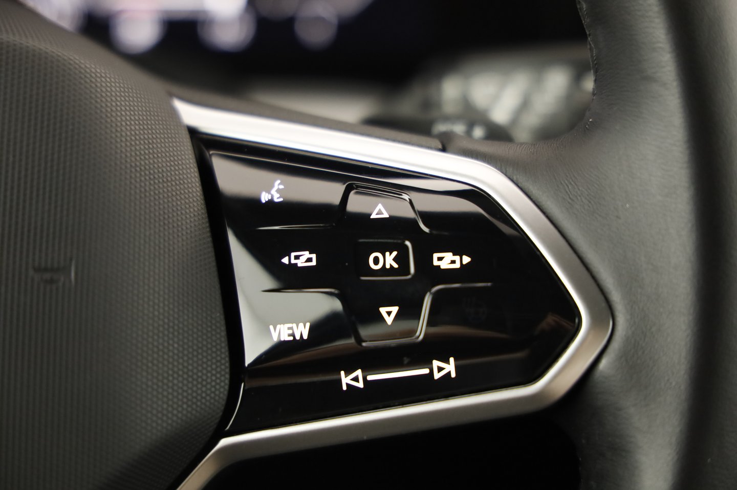 VW Touareg Elegance eHybrid 4MOTION | Bild 18 von 29