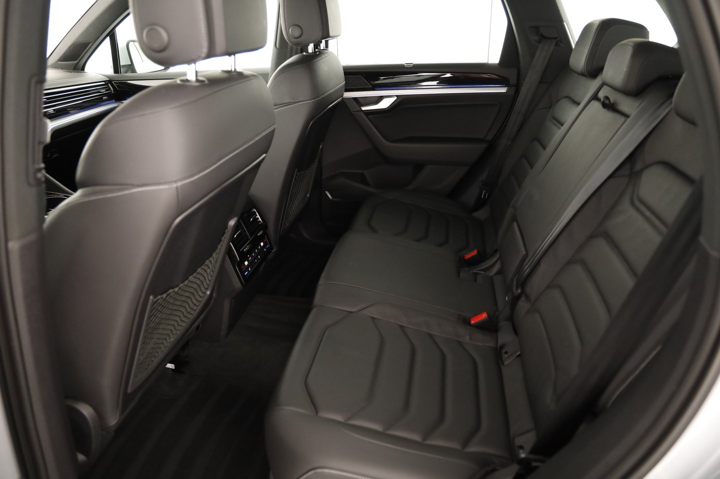 VW Touareg Elegance eHybrid 4MOTION | Bild 24 von 29