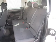 VW Caddy Family TSI in Candyweiß
