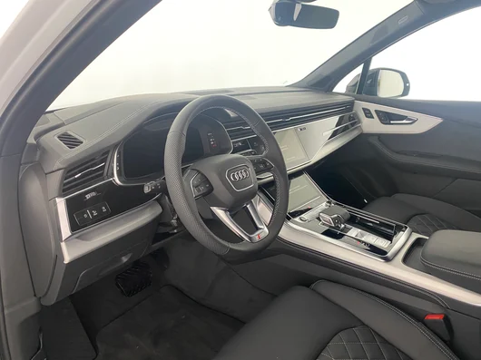 Bild eines Audi Q7 60 TFSI e quattro 360 kW