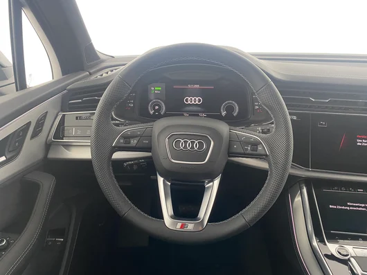 Bild eines Audi Q7 60 TFSI e quattro 360 kW
