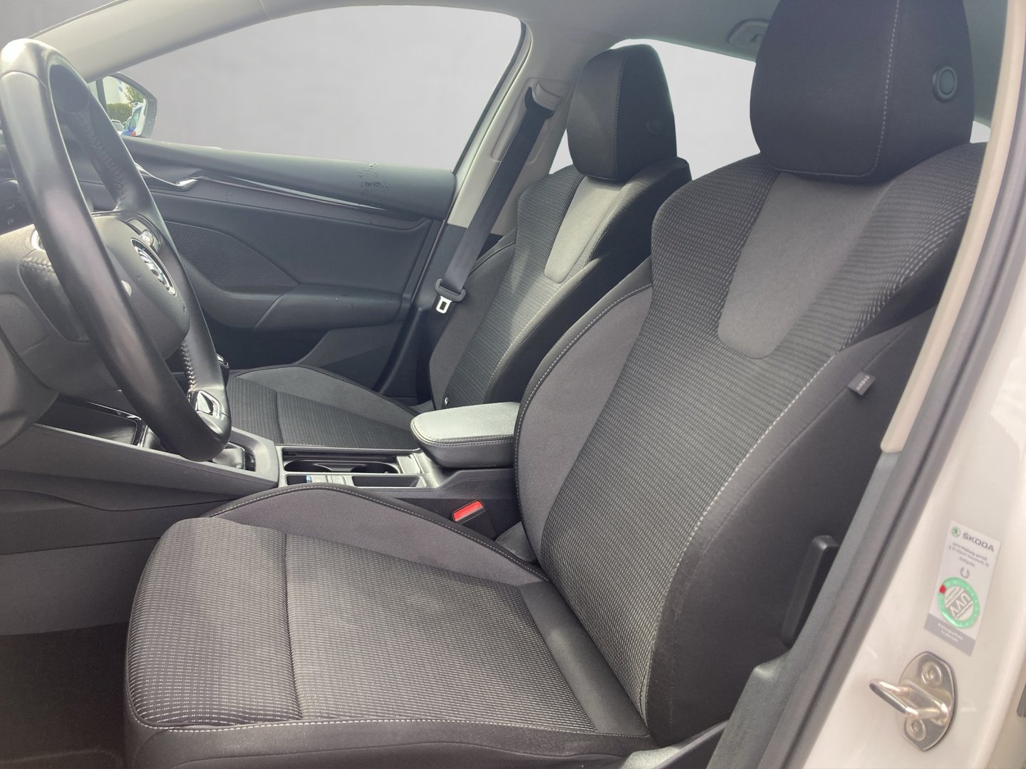 Škoda OCTAVIA Combi Ambition TDI | Bild 6 von 37