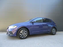 VW Polo Life TSI in Vibrant Violet Metal