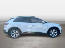 Audi Q4 e-tron 45 e-tron in Gletscherweiss metallic