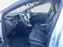 Audi Q4 e-tron 45 e-tron in Gletscherweiss metallic