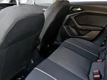Audi A1 Sportback 30 TFSI intense in Cortinaweiss