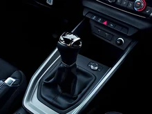 Audi A1 Sportback 30 TFSI intense in Cortinaweiss
