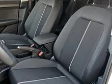 Audi A1 Sportback 30 TFSI intense in Cortinaweiss