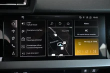 Audi A3 Limousine 30 TFSI advanced in 0E Mythosschwarz Metallic