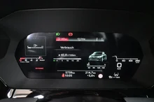 Audi A3 Limousine 30 TFSI advanced in 0E Mythosschwarz Metallic