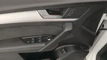 Audi Q5 55 TFSI e quattro Sport in GLETSCHERWEISS METALLIC