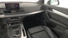 Audi Q5 55 TFSI e quattro Sport in GLETSCHERWEISS METALLIC