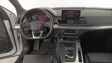 Audi Q5 55 TFSI e quattro Sport in GLETSCHERWEISS METALLIC