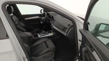 Audi Q5 55 TFSI e quattro Sport in GLETSCHERWEISS METALLIC