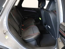 VW ID.7 Tourer GTX 4MOTION 250kW Business in Mondsteingrau Dach Schwarz