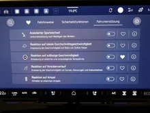 VW ID.7 Tourer GTX 4MOTION 250kW Business in Mondsteingrau Dach Schwarz