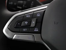 VW ID.7 Tourer GTX 4MOTION 250kW Business in Mondsteingrau Dach Schwarz
