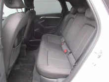 Audi A3 Sportback 30 TFSI intense in ibisweiß