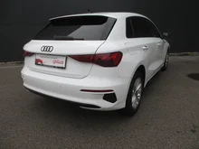 Audi A3 Sportback 30 TFSI intense in ibisweiß