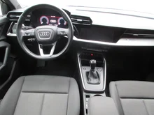 Audi A3 Sportback 30 TFSI intense in ibisweiß