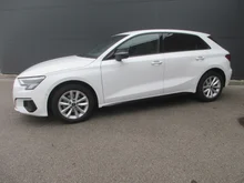 Audi A3 Sportback 30 TFSI intense in ibisweiß