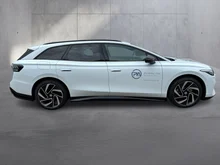 VW ID.7 Tourer Pro 210 kW Business - 77 kWh in Gletscherweiß Metallic