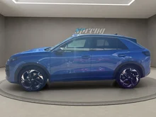 VW T-Roc R-Line eTSI DSG in Celestial Blue Dach Black Uni