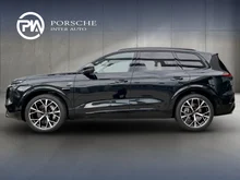 Audi Q7 TDI quattro 220 kW in Mitternachtsgrün Metallic