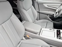 Audi Q7 TDI quattro 220 kW in Mitternachtsgrün Metallic