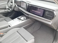 Audi Q7 TDI quattro 220 kW in Mitternachtsgrün Metallic