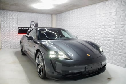 Porsche Taycan Sport Turismo 4 S