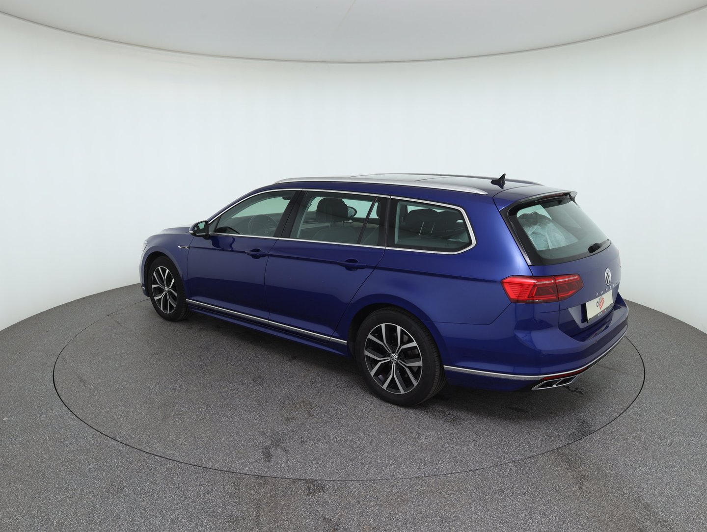 VW Passat Variant Elegance TDI SCR DSG | Bild 7 von 35
