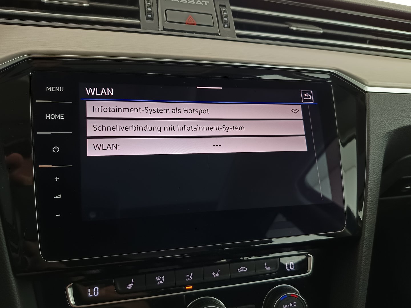 VW Passat Variant Elegance TDI SCR DSG | Bild 27 von 35