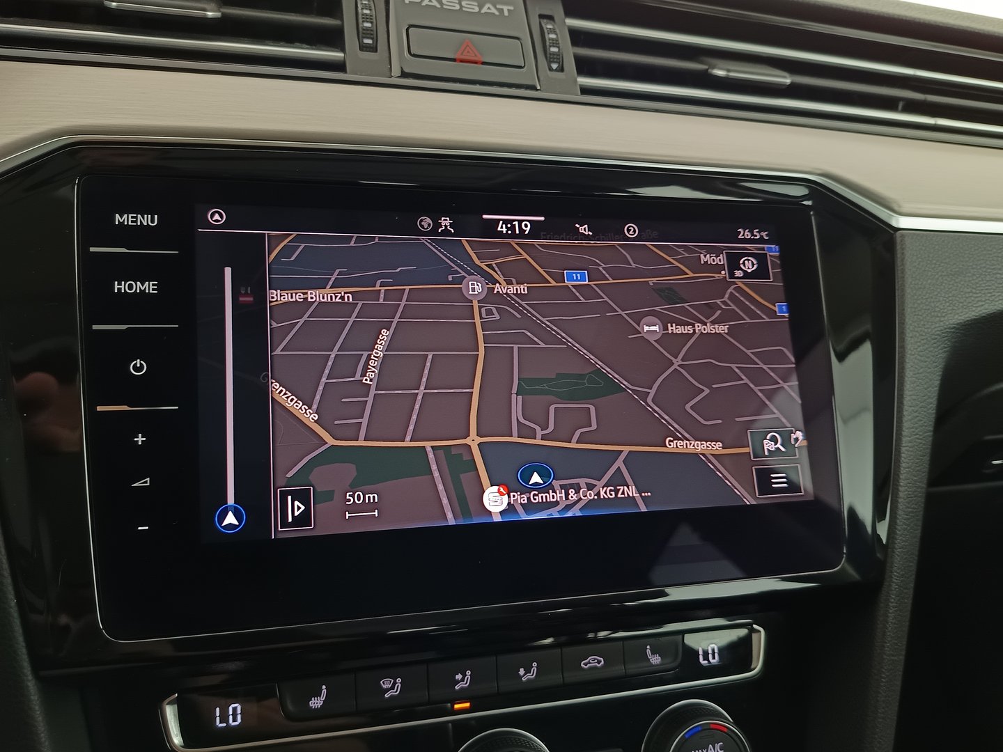VW Passat Variant Elegance TDI SCR DSG | Bild 25 von 35