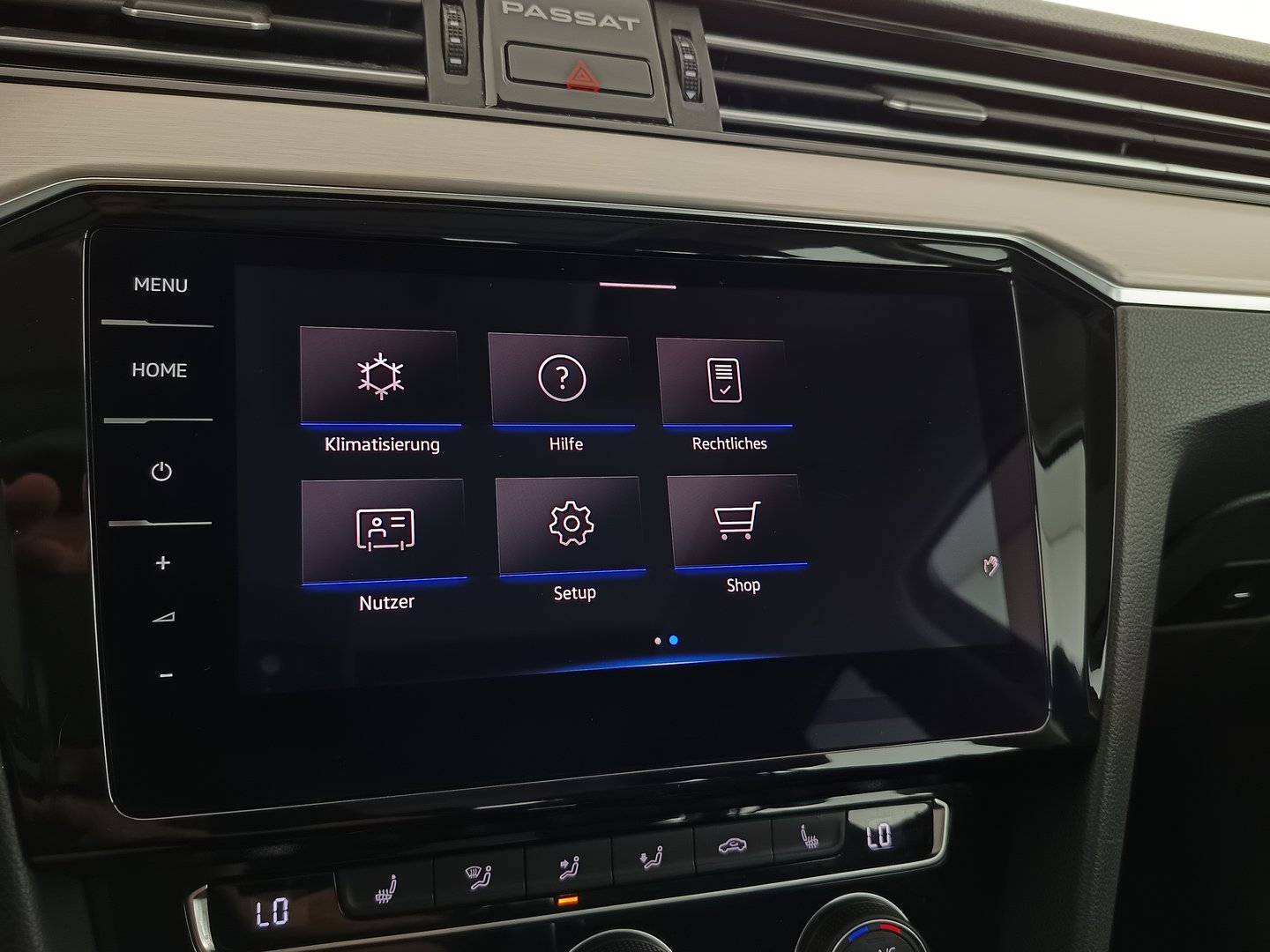 VW Passat Variant Elegance TDI SCR DSG | Bild 19 von 35