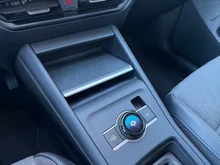 VW Tiguan Friends eTSI DSG in Deep Black Perleffekt