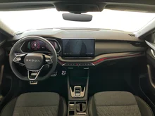 Škoda Octavia Combi Sportline TDI DSG in Brillant-Silber Metallic