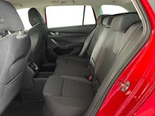 Škoda Octavia Combi Selection TDI in Velvet-Rot Metallic