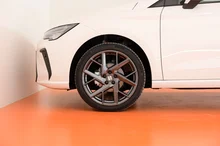 Thumbnail-Foto von Fahrzeug