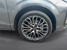 Audi Q3 Sportback e-hybrid 200 kW in Daytonagrau Perleffekt