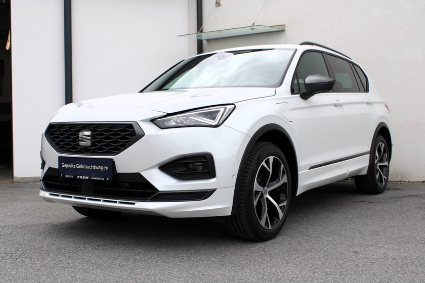 SEAT Tarraco FR eHYBRID 245 DSG