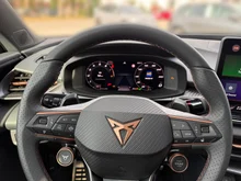 CUPRA Terramar 1.5 e-TSI 150 PS DSG in Fjord-Blau