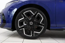 VW Golf Variant Sport mHeV DSG in Lapiz Blue Metallic