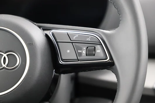 Bild eines Q2 30 TFSI admired