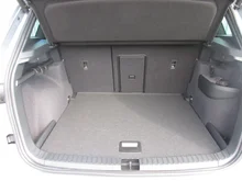 Škoda Karoq Sportline TSI DSG ACT in Smokey Diamond-Silber Metallic
