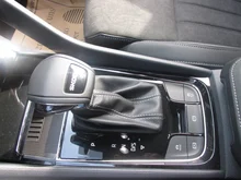 Škoda Karoq Sportline TSI DSG ACT in Smokey Diamond-Silber Metallic